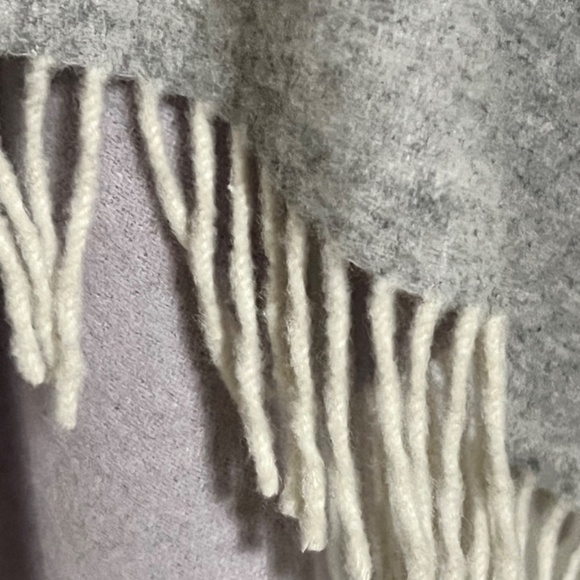 Reversible shawl poncho, one size - Picture 2 of 6